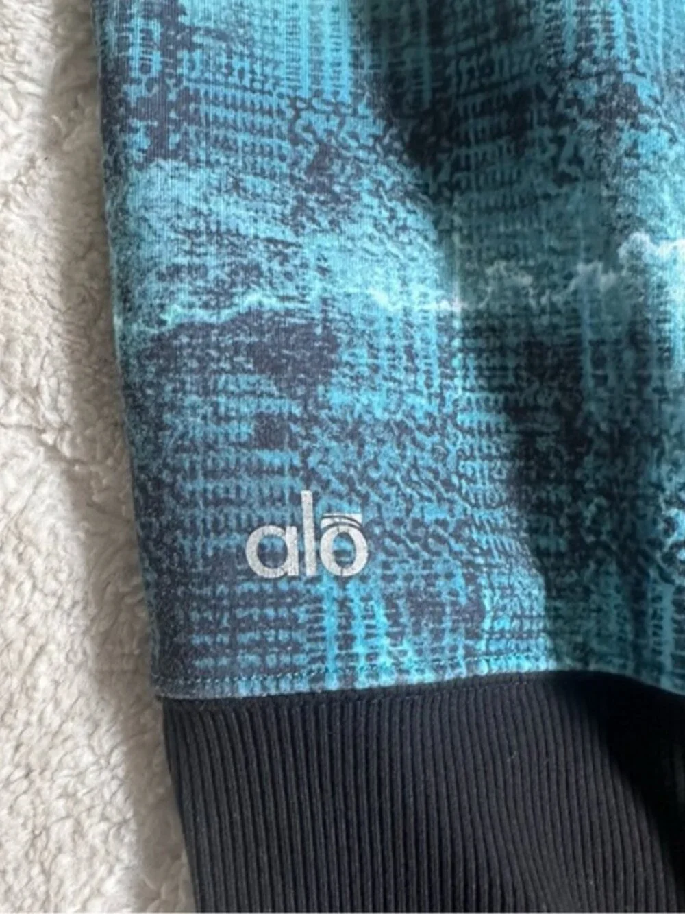 ALO Yoga | Blue and Black Tie Dye Ribbed Low Rise Goddess Leggings | Size Small